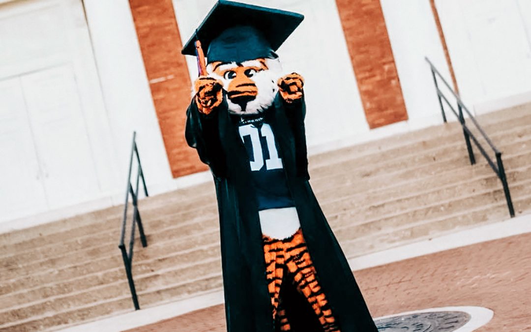 Auburn agriculture honors outstanding students and 2021 summer graduates.